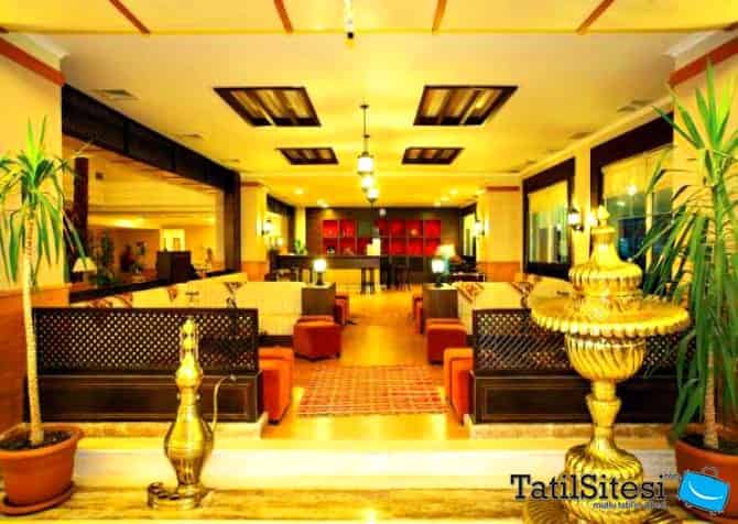 Crystal Admiral Resort Suites Spa 